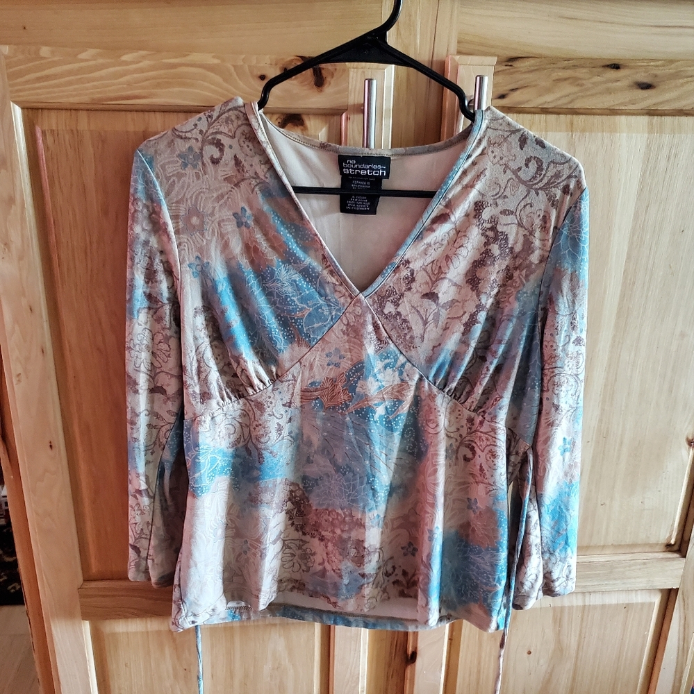 Vintage Y2K Top No Boundaries XL (15) 2000s Lizzie Mcguire, Sabrina Style